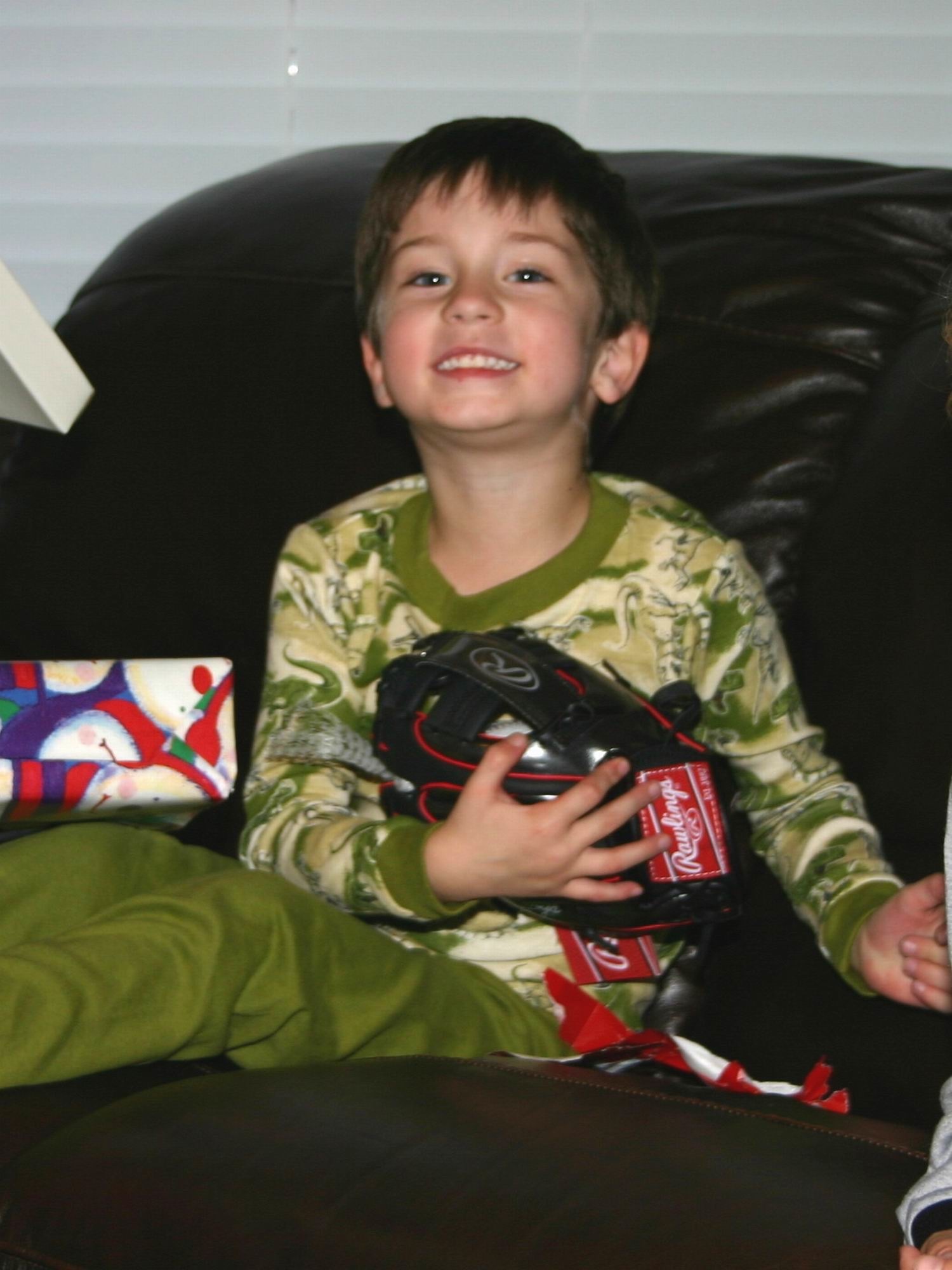 2005-12-24-58 Christmas Eve J&K.jpg